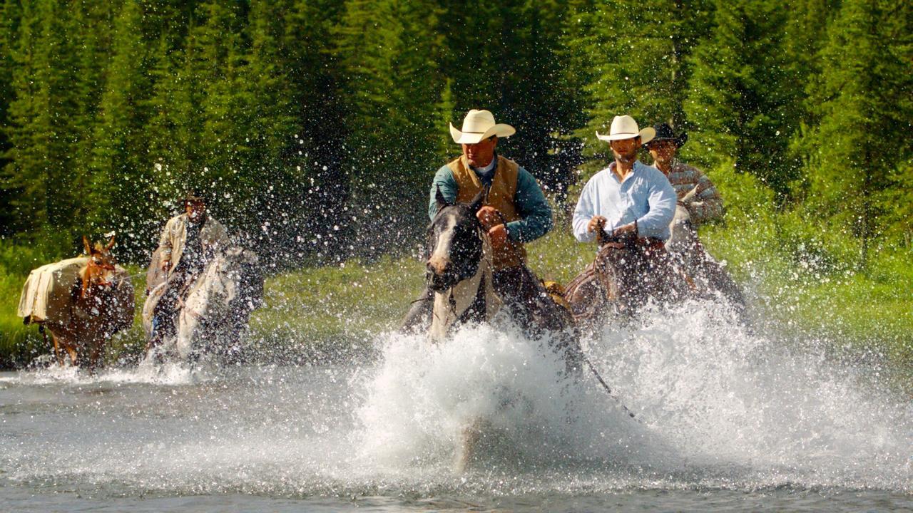 Crosswaters Resort At Kananaskis Kültér fotó